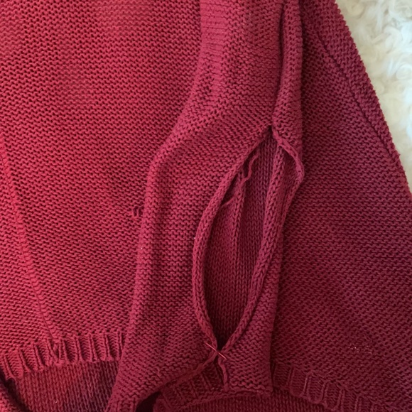 Burgundy oversized sweater with skull back - Picture 4 of 5